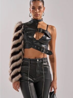WILD SIDE SINGLE SLEEVE FUR TOP - S/M